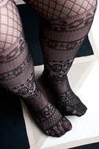 Plus Size Instarsia Lace Net Tights
