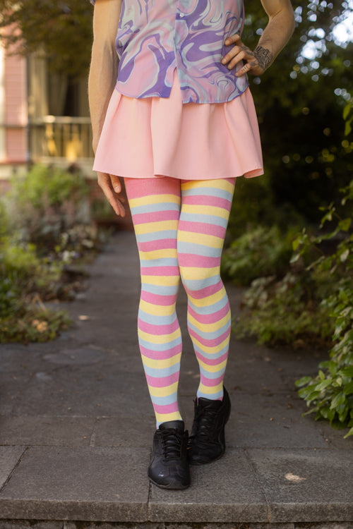 XL Foot Longer Pride Stripes Extraordinary Socks