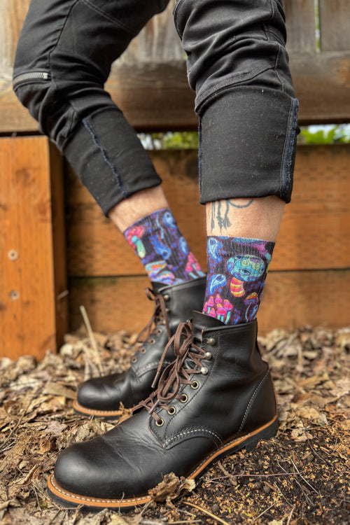 Trippy Mushrooms Printed Crew