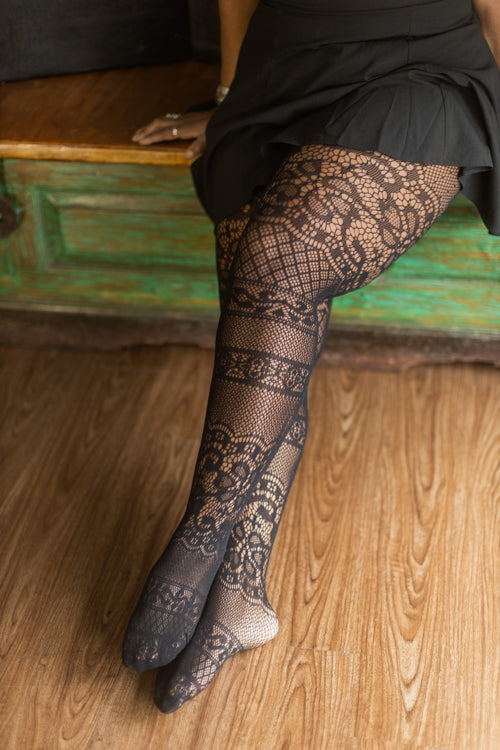 Plus Size Instarsia Lace Net Tights