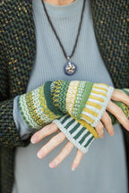 Fiddlehead Arm Warmer