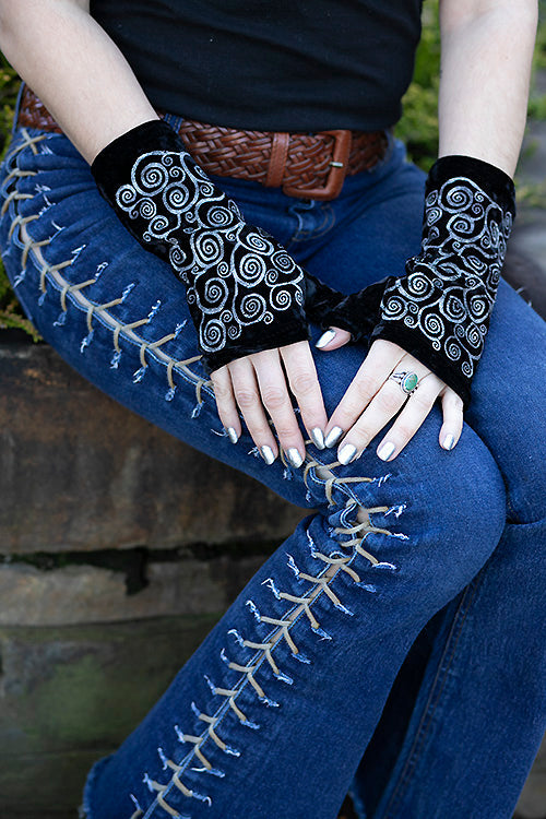 Polonova Klimt Spiral Arm Warmers